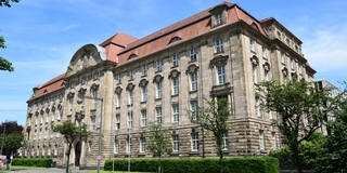 Hauptgebäudes des Oberlandesgerichts